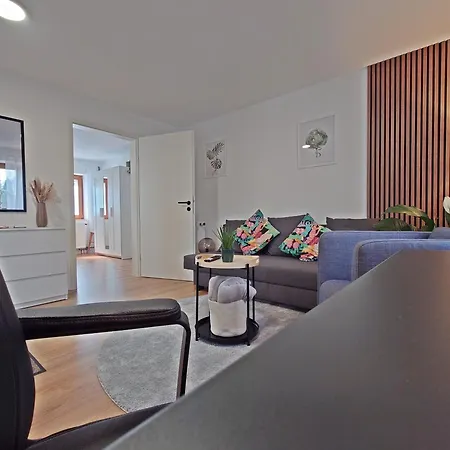 Jirvista-homes, Voll Ausgestattete Im Eg, Kontaktloser Zutritt Appartement *
