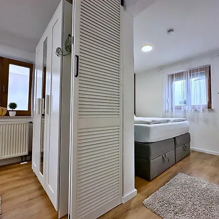 Jirvista-homes, Voll Ausgestattete Im Eg, Kontaktloser Zutritt Burghausen