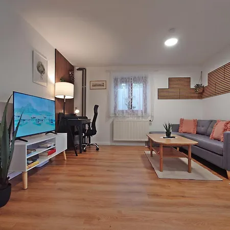 Jirvista-homes, Voll Ausgestattete Im Eg, Kontaktloser Zutritt Burghausen