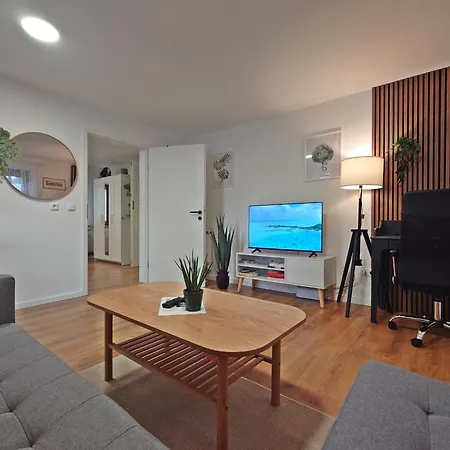 Appartement Jirvista-homes, Voll Ausgestattete Im Eg, Kontaktloser Zutritt Burghausen