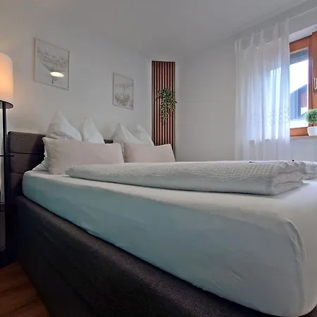 Jirvista-homes, Voll Ausgestattete Im Eg, Kontaktloser Zutritt Burghausen